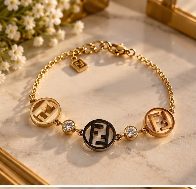 pulsera fendi