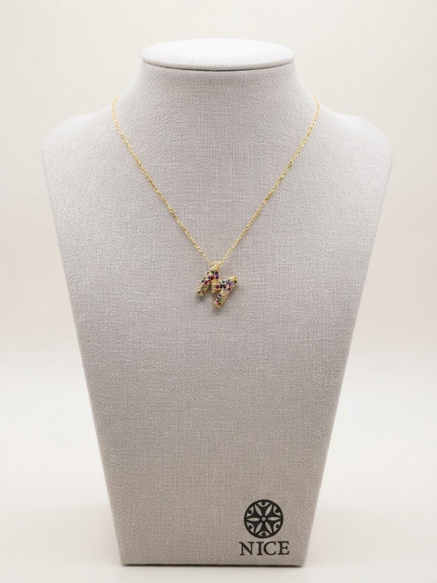 Collar oro dije letra M