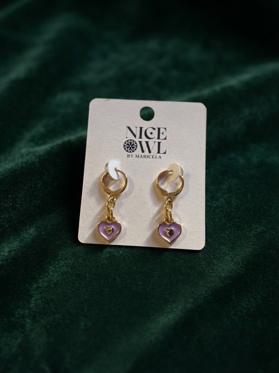 Aretes oro corazón lila